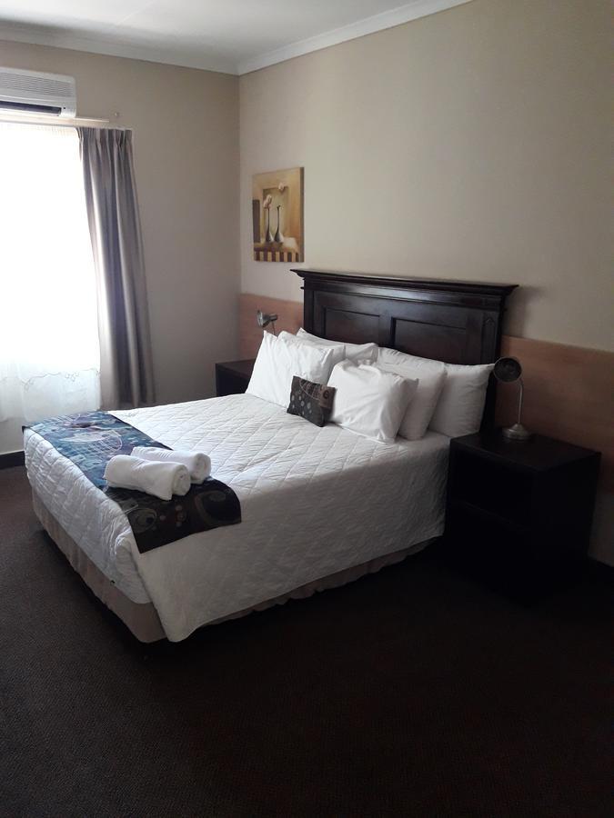 קימברלי Airport Hotel מראה חיצוני תמונה